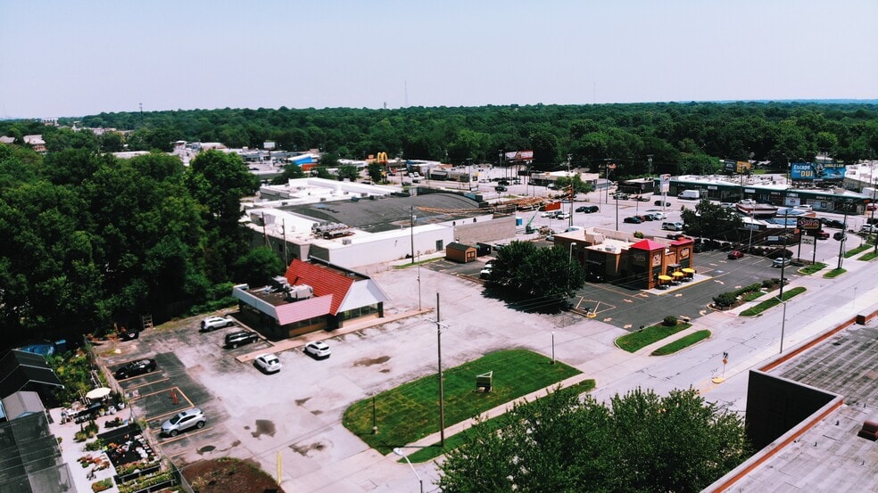 434 W 85th St, Kansas City, MO for lease - Building Photo - Image 3 of 7