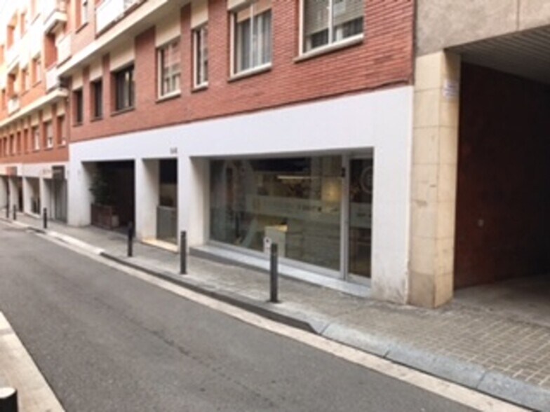 Carrer de Sant Màrius, 13, Barcelone, Barcelona à louer - Photo du bâtiment - Image 1 de 9