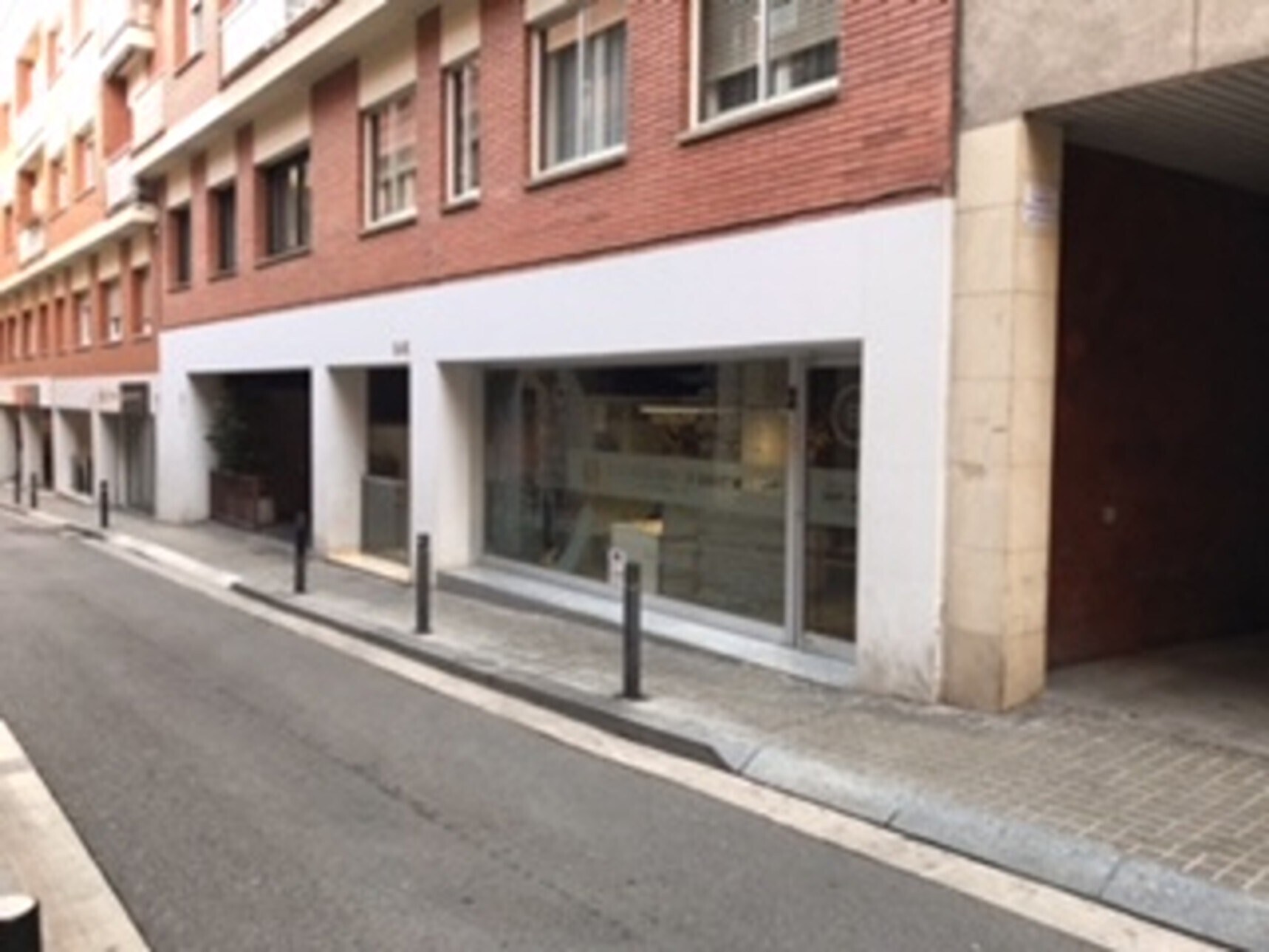 Carrer de Sant Màrius, 13, Barcelona, Barcelona for lease Building Photo- Image 1 of 10