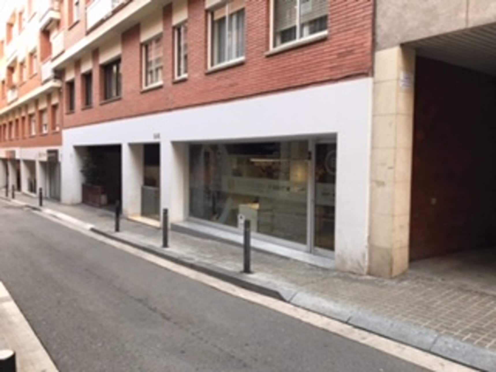 Carrer de Sant Màrius, 13, Barcelone, Barcelona à louer Photo du bâtiment- Image 1 de 10
