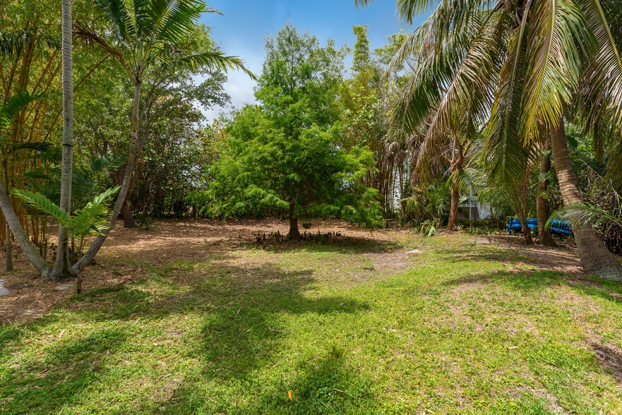 201 Sw 6th St, Stuart, FL for sale - Building Photo - Image 2 of 23