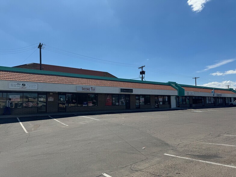 7828 N 19th Ave, Phoenix, AZ à louer - Photo du bâtiment - Image 3 de 3