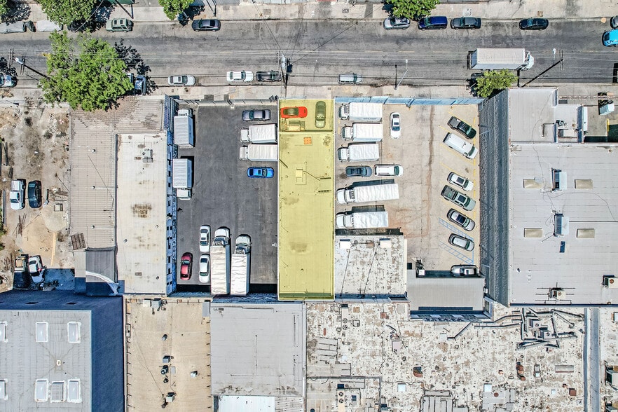 534 Stanford, Los Angeles, CA à vendre - Photo du bâtiment - Image 2 de 12