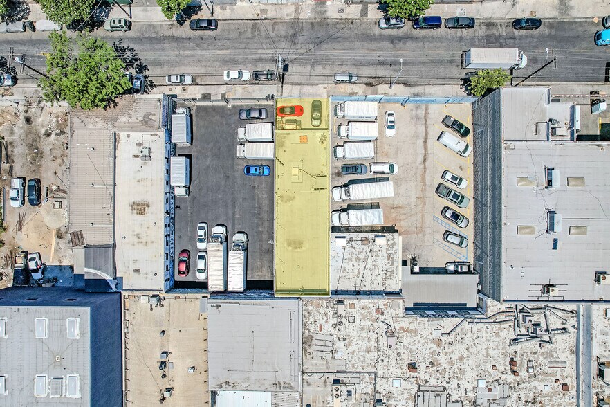 534 Stanford, Los Angeles, CA à vendre - Photo du bâtiment - Image 2 de 12