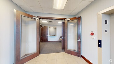 8230 210th St S, Boca Raton, FL à louer Numérisation 3D de Matterport- Image 1 de 4