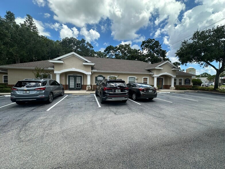 10960 Sheldon Rd, Tampa, FL à vendre - Photo du bâtiment - Image 2 de 16