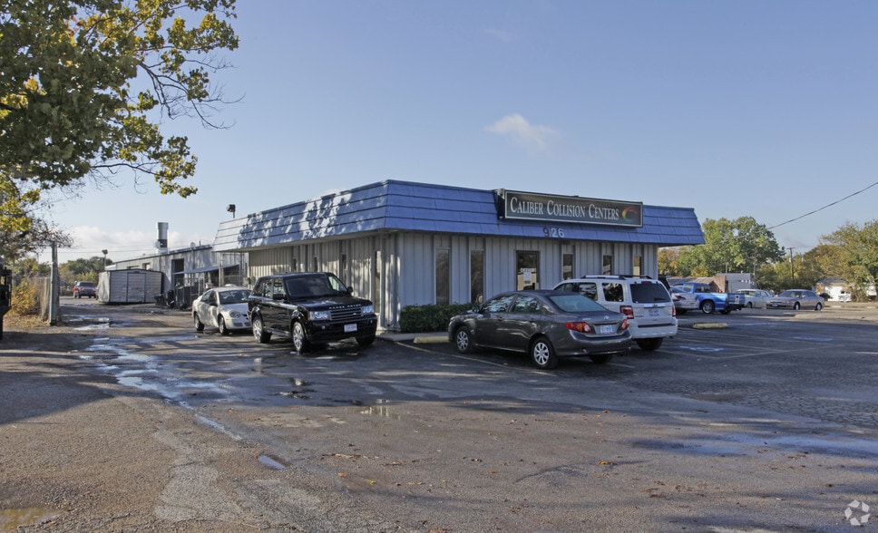 926 W Division St, Arlington, TX for sale - Building Photo - Image 2 of 12