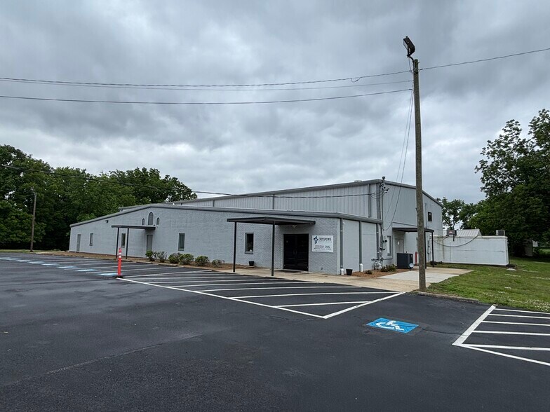 220 Beaver Rd, Munford, TN à vendre - Photo du bâtiment - Image 3 de 26