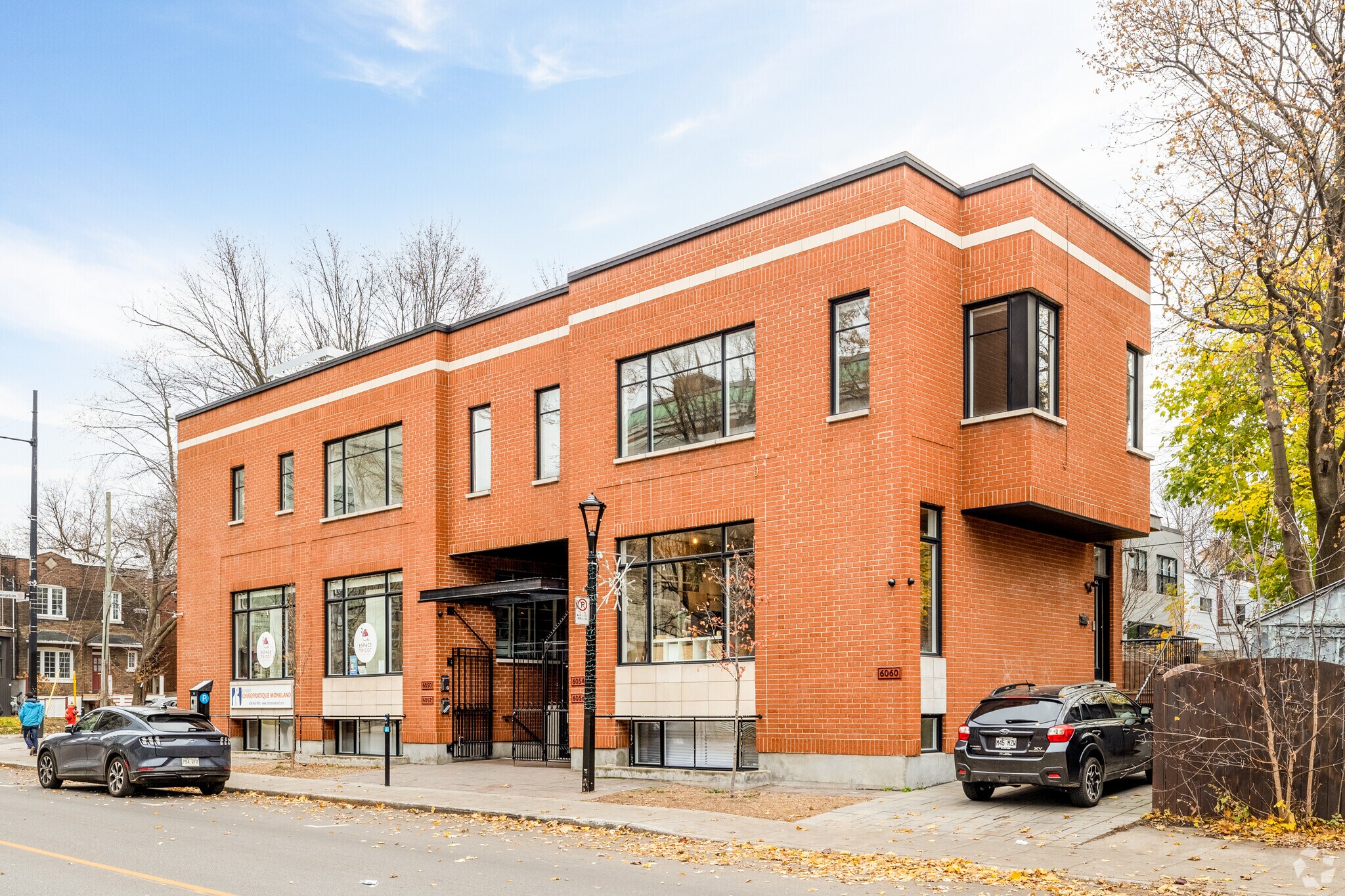 6050-6060 Av Monkland, Montréal, QC à vendre Photo principale- Image 1 de 1