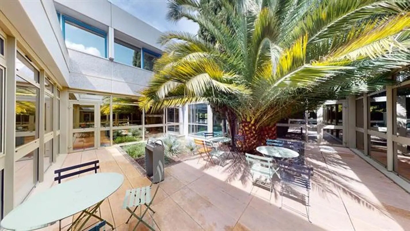 Office in Labège for lease Building Photo- Image 1 of 20