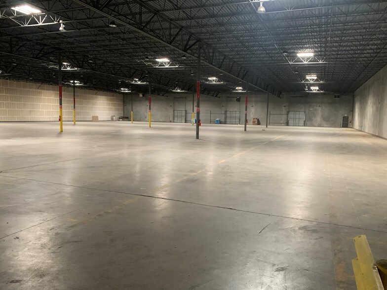 5650 Kroger Dr, Keller, TX à louer - Photo intérieure - Image 2 de 12