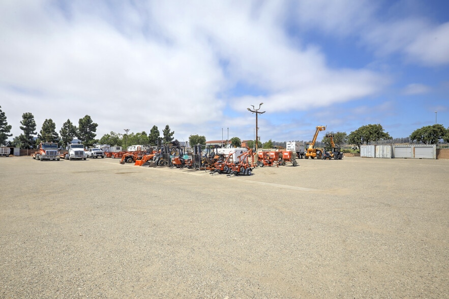 1401 N O St, Lompoc, CA for sale - Building Photo - Image 3 of 11