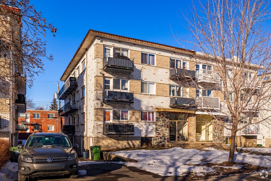 7231 Boul Joseph-Renaud, Anjou, QC for sale - Primary Photo - Image 1 of 1