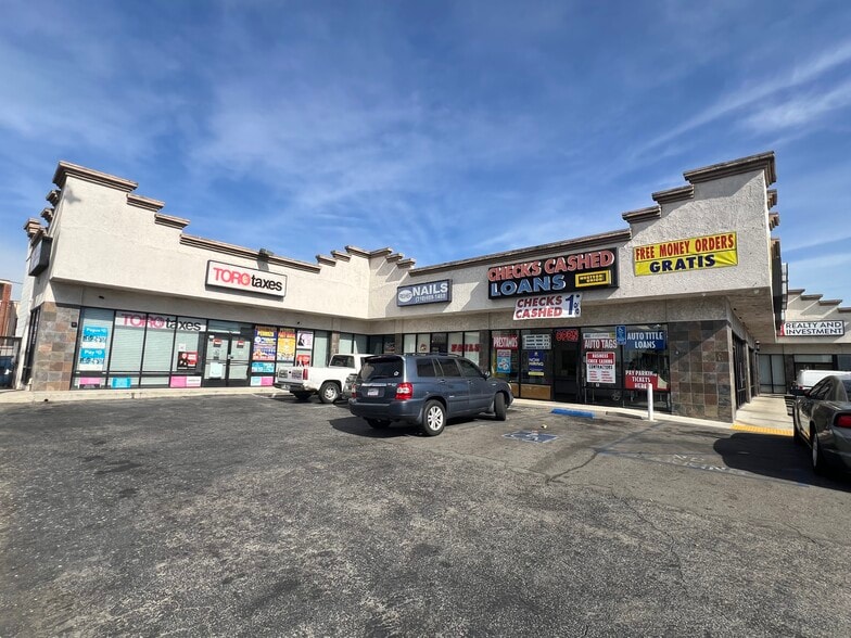 739 W Rosecrans Ave, Compton, CA à louer - Photo du bâtiment - Image 2 de 11