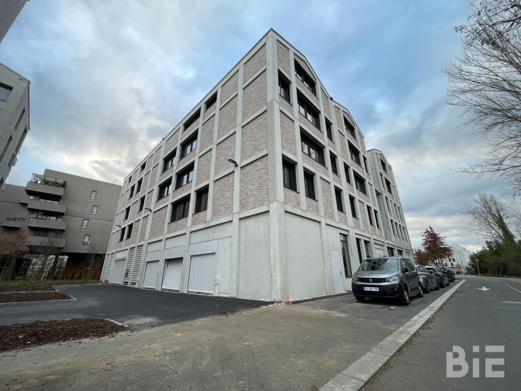 42 Rue René Char, Bordeaux for lease Building Photo- Image 1 of 8