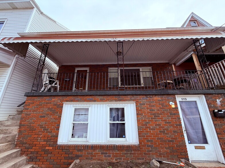 1717 W Market St, Pottsville, PA à vendre - Photo du bâtiment - Image 3 de 31