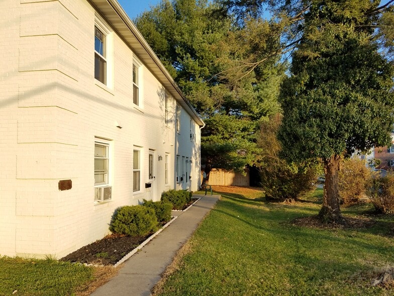 1 W 10th St, Frederick, MD for sale - Building Photo - Image 3 of 8