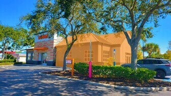 14048 US Highway 19, Hudson, FL à louer - Photo du bâtiment - Image 2 de 2