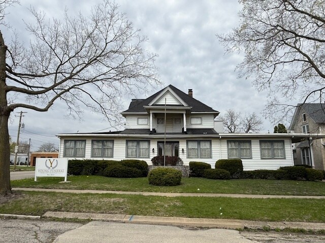304 N 5th St, Rockford, IL à vendre - Photo du bâtiment - Image 2 de 12