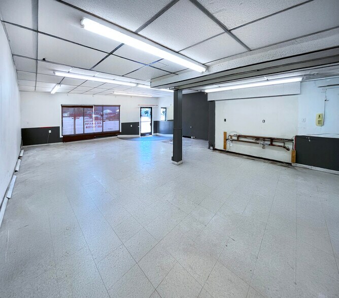 3253 Middlefield Rd, Menlo Park, CA à vendre - Photo du bâtiment - Image 2 de 28