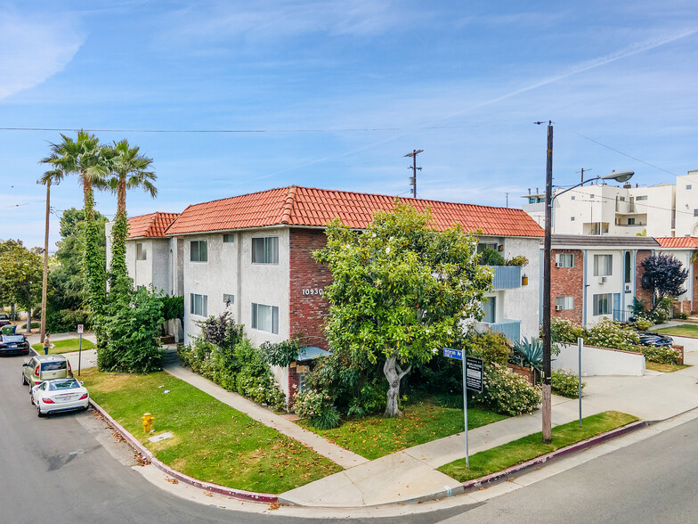 10930 Palms Blvd, Los Angeles, CA à vendre - Photo principale - Image 1 de 1