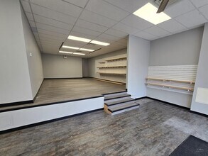 401 2nd Av N, Saskatoon, SK for lease Interior Photo- Image 2 of 3