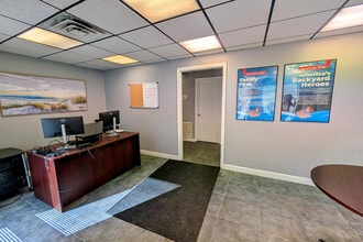 12340 66th St, Largo, FL à louer Photo intérieure- Image 2 de 3