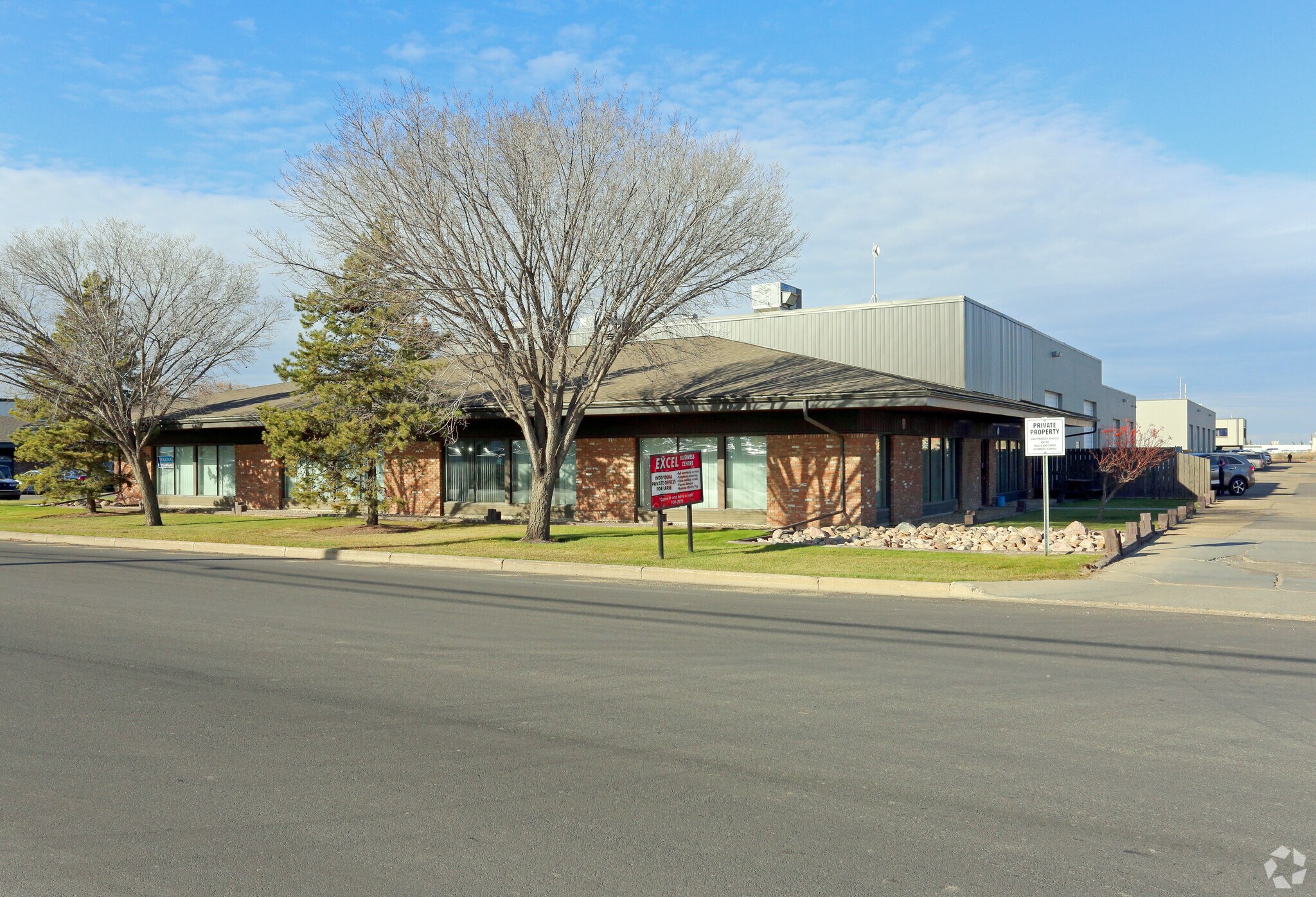 18004-18190 102nd Ave NW, Edmonton, AB for sale Primary Photo- Image 1 of 1