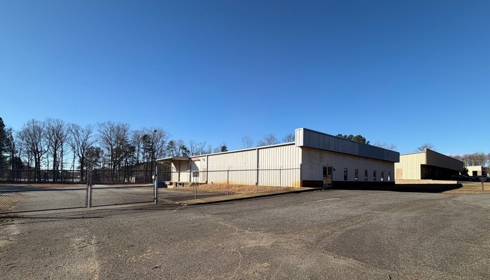 110 Venture Blvd, Spartanburg, SC for sale - Building Photo - Image 2 of 5