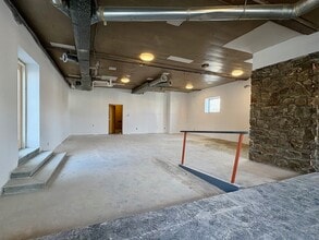 255-257 Short Coxe Ave, Asheville, NC for lease Interior Photo- Image 1 of 7