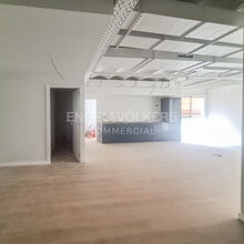 Office in Barcelona, Barcelona for lease Interior Photo- Image 2 of 18