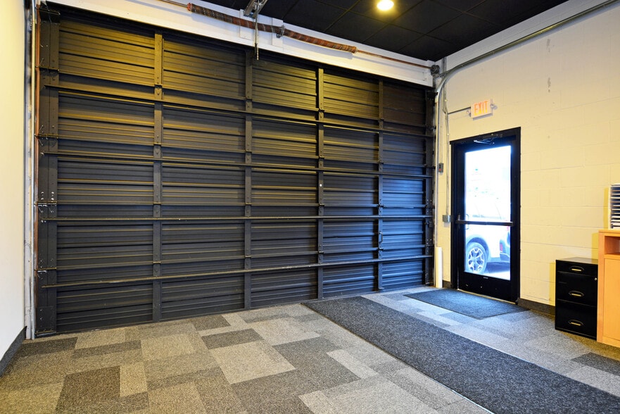 1001 Washington Ave S, Minneapolis, MN for sale - Building Photo - Image 3 of 17