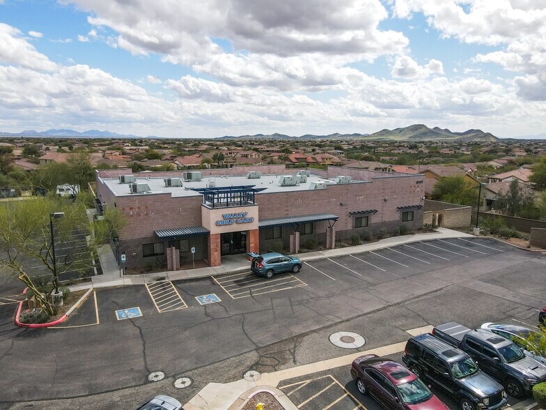 41117 N Daisy Mountain Dr, Phoenix, AZ à vendre - Photo du bâtiment - Image 3 de 8