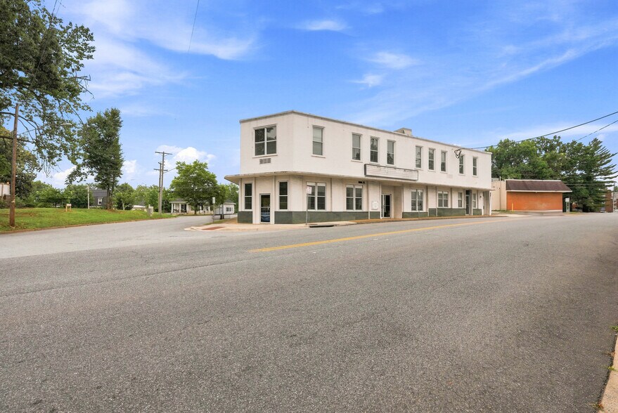 3506 Memorial Ave, Lynchburg, VA à vendre - Photo du bâtiment - Image 2 de 68