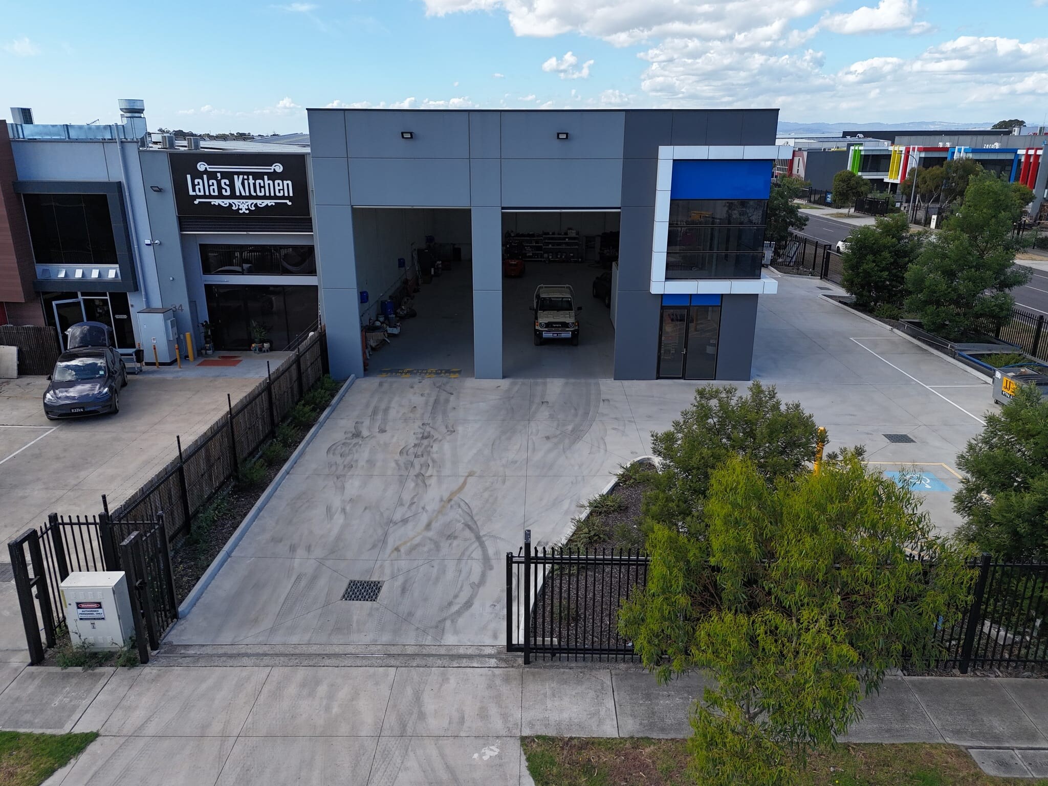 30 Industrial Cct, Cranbourne West for lease Primary Photo- Image 1 of 2