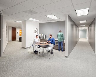 Plus de détails pour 3295 River Exchange Dr, Peachtree Corners, GA - Bureau à louer