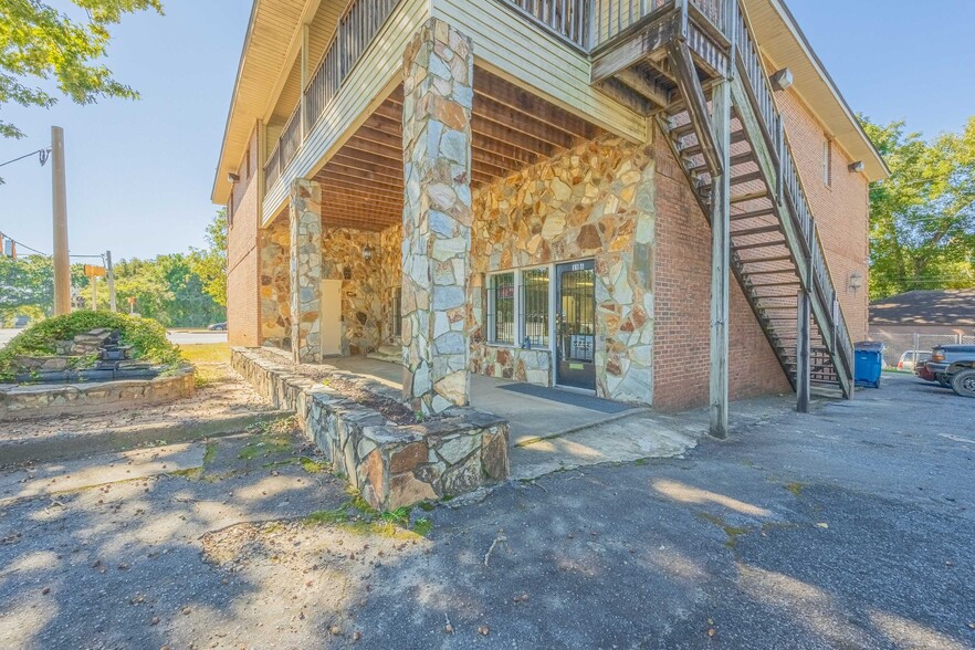 19 Glenn Carrie Rd, Hull, GA à vendre - Photo du bâtiment - Image 3 de 10