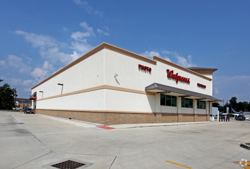 496 Highway 96 S, Silsbee, TX à vendre - Photo du bâtiment - Image 3 de 8
