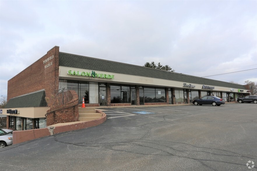 2302-2324 W 8th St, Erie, PA for lease - Primary Photo - Image 1 of 7