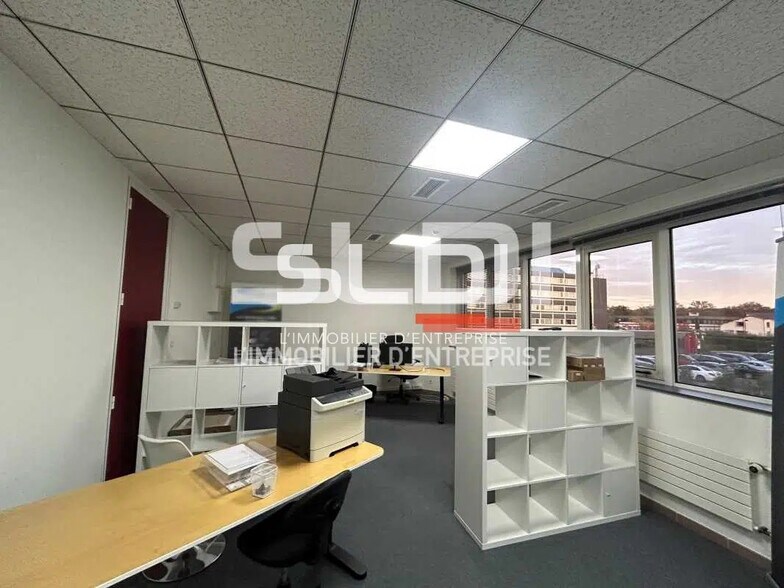 Bureau dans Limas à louer - Photo intérieure - Image 1 de 10