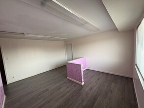 3145-3159 Fee Fee Rd, Bridgeton, MO for lease Interior Photo- Image 2 of 3