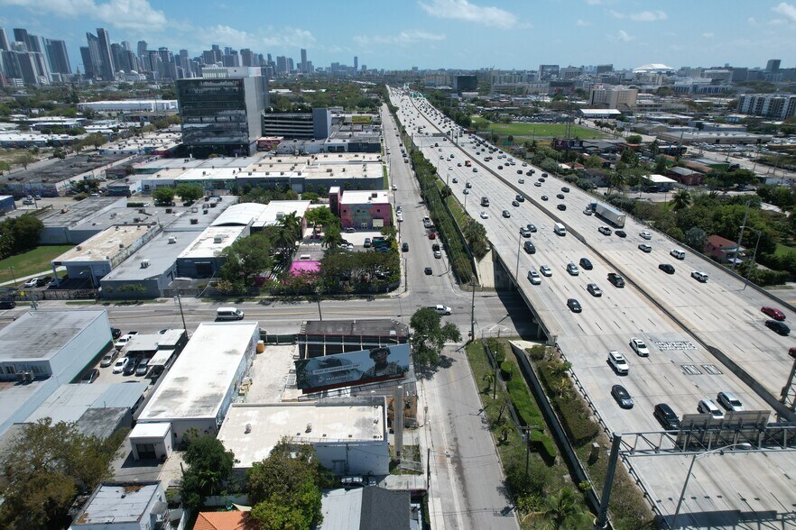 591 NW 29th St, Miami, FL à vendre - Photo du bâtiment - Image 2 de 17