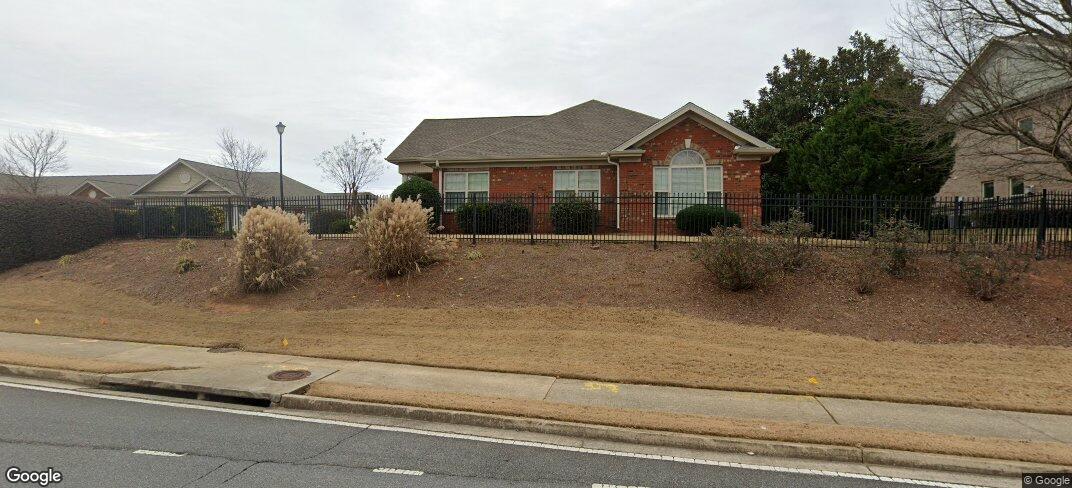 6758 Jamestown Dr, Alpharetta, GA for lease Building Photo- Image 1 of 1