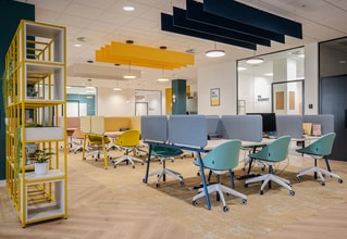 2 Millshaw Park Ln, Leeds à louer Photo intérieure- Image 1 de 4