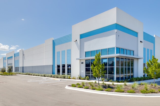 Plus de détails pour 16200 Ben Hill Griffin Pky, Fort Myers, FL - Bureau, Industriel à louer