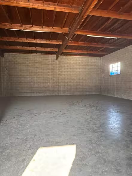 8036-8042 Allport Ave, Whittier, CA for lease Interior Photo- Image 1 of 9