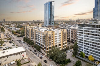 2800 Kirby Dr, Houston, TX - AERIAL map view