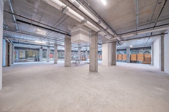 1725 Village Ln, Far Rockaway, NY à louer Photo intérieure- Image 1 de 4