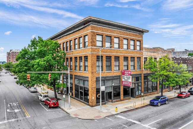 Plus de détails pour 2300-2312 1st Ave N, Birmingham, AL - Commerce de détail à louer