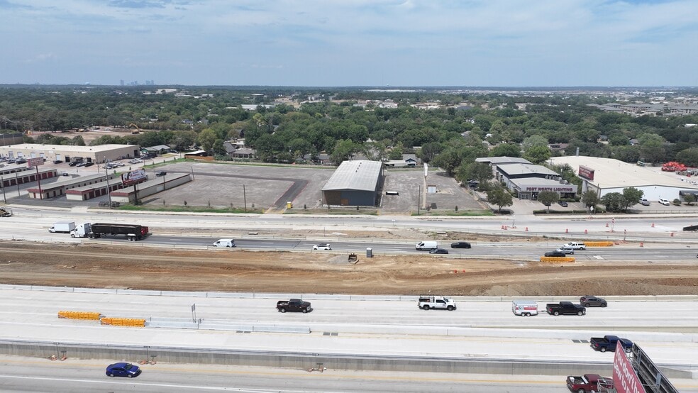 5105 E California Pky, Fort Worth, TX for lease - Building Photo - Image 2 of 10